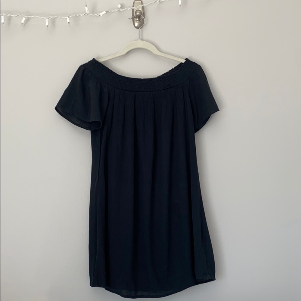 Abercrombie black off the shoulder!!